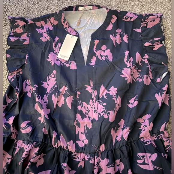 Casual Dress - Picture 5 of 5